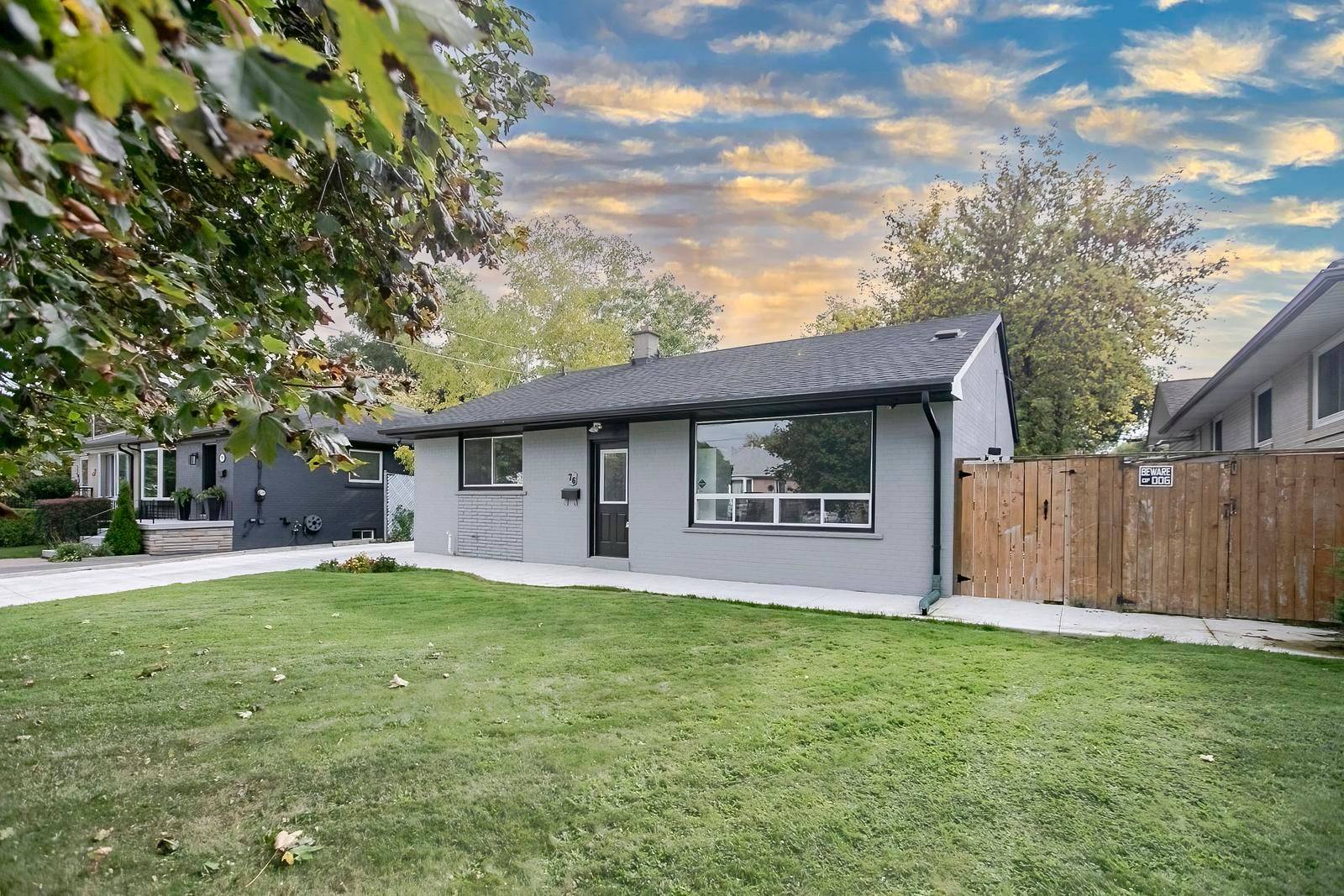 Halton Hills, ON L7G 4N1,76 Raylawn CRES