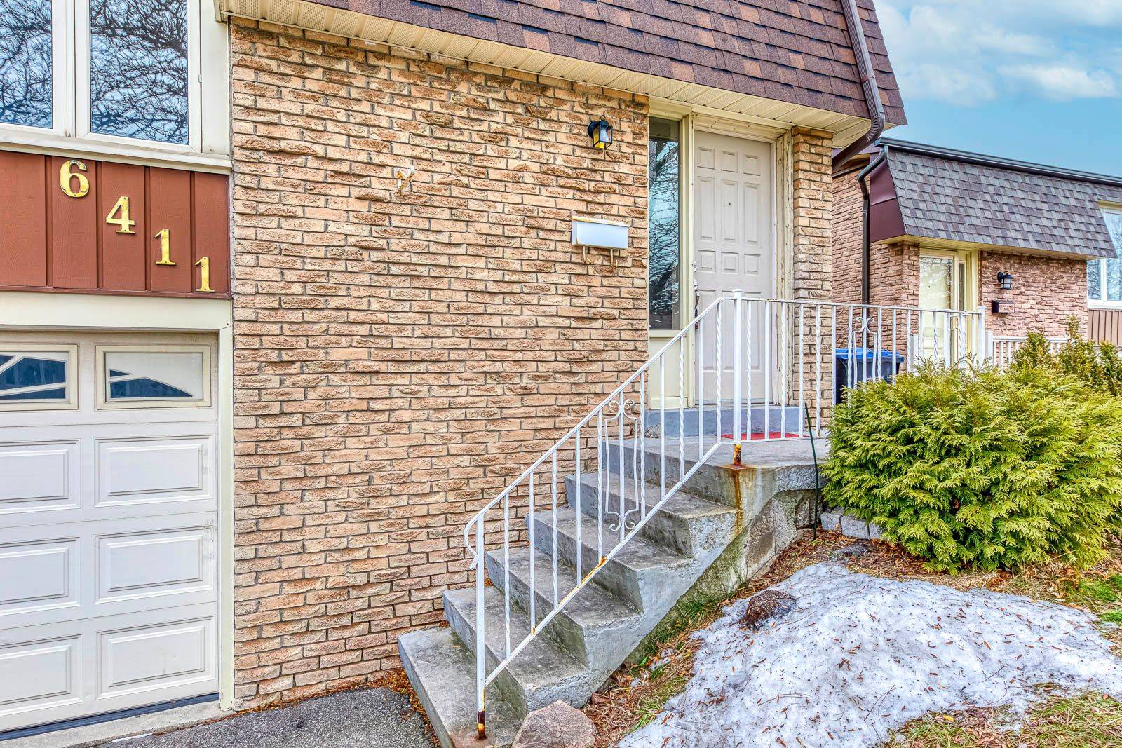 Mississauga, ON L5N 2M7,6411 Chaumont CRES