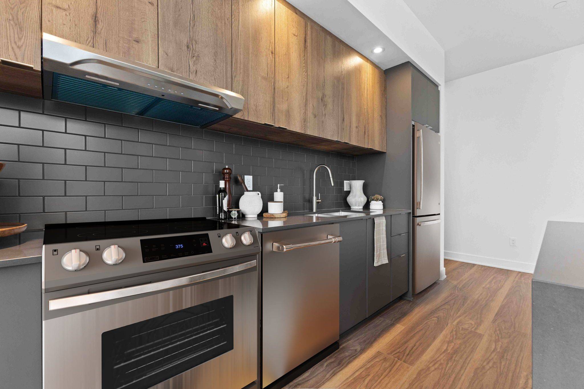 3071 Riverside DR #101, Billings Bridge - Riverside Park And Area, ON K1V 9R2