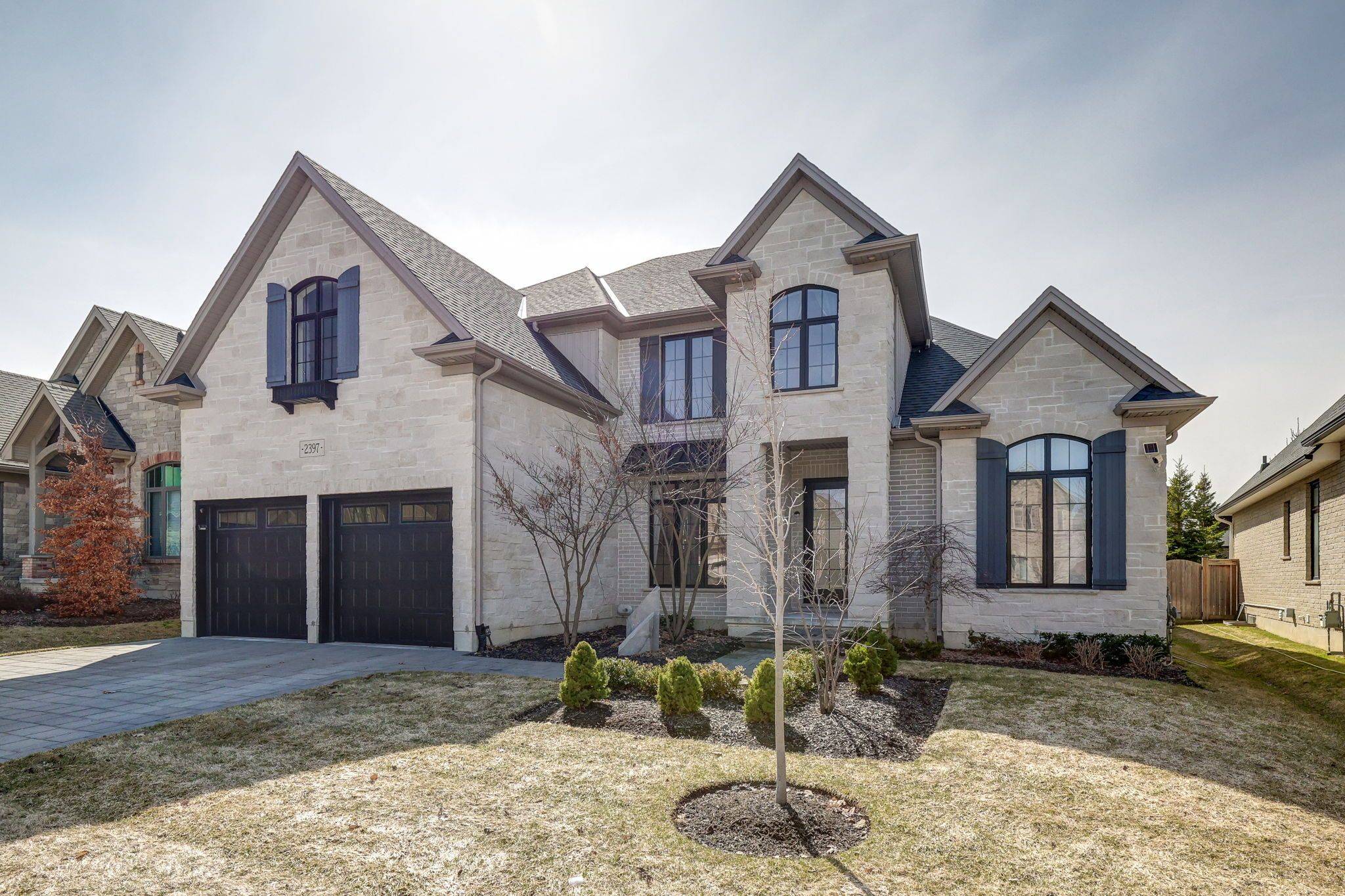 London North, ON N6G 5L8,2397 MEADOWLANDS WAY