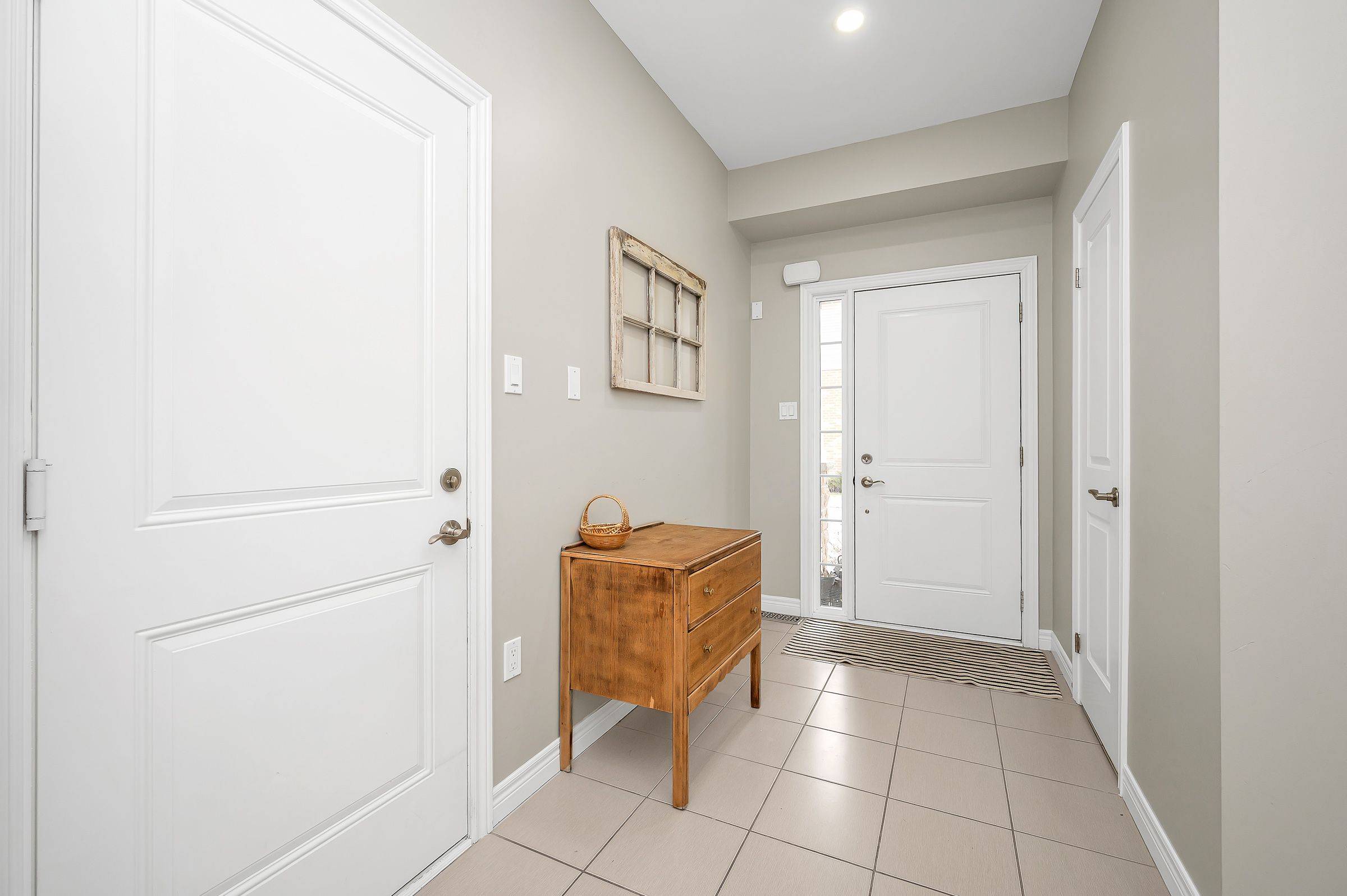 Grimsby, ON L3M 0G1,8 Lakelawn RD ##21