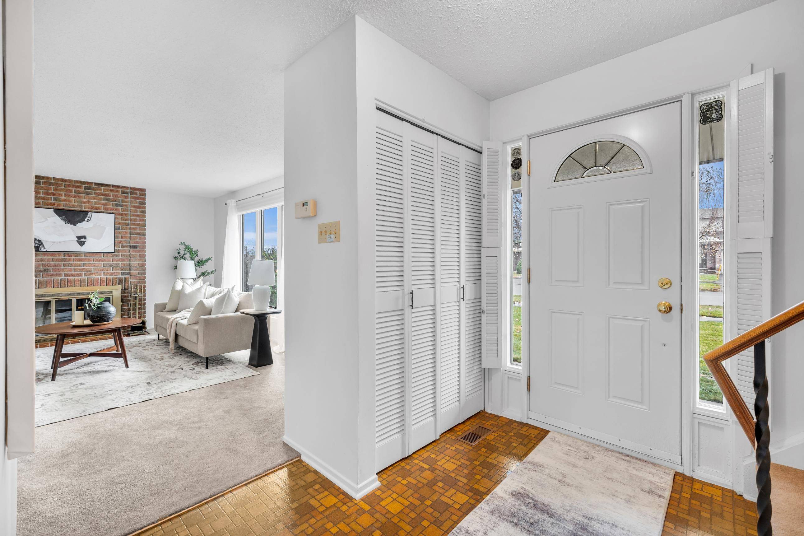 Hunt Club - Windsor Park Village And Area, ON K1V 9G6,3407 McCarthy RD