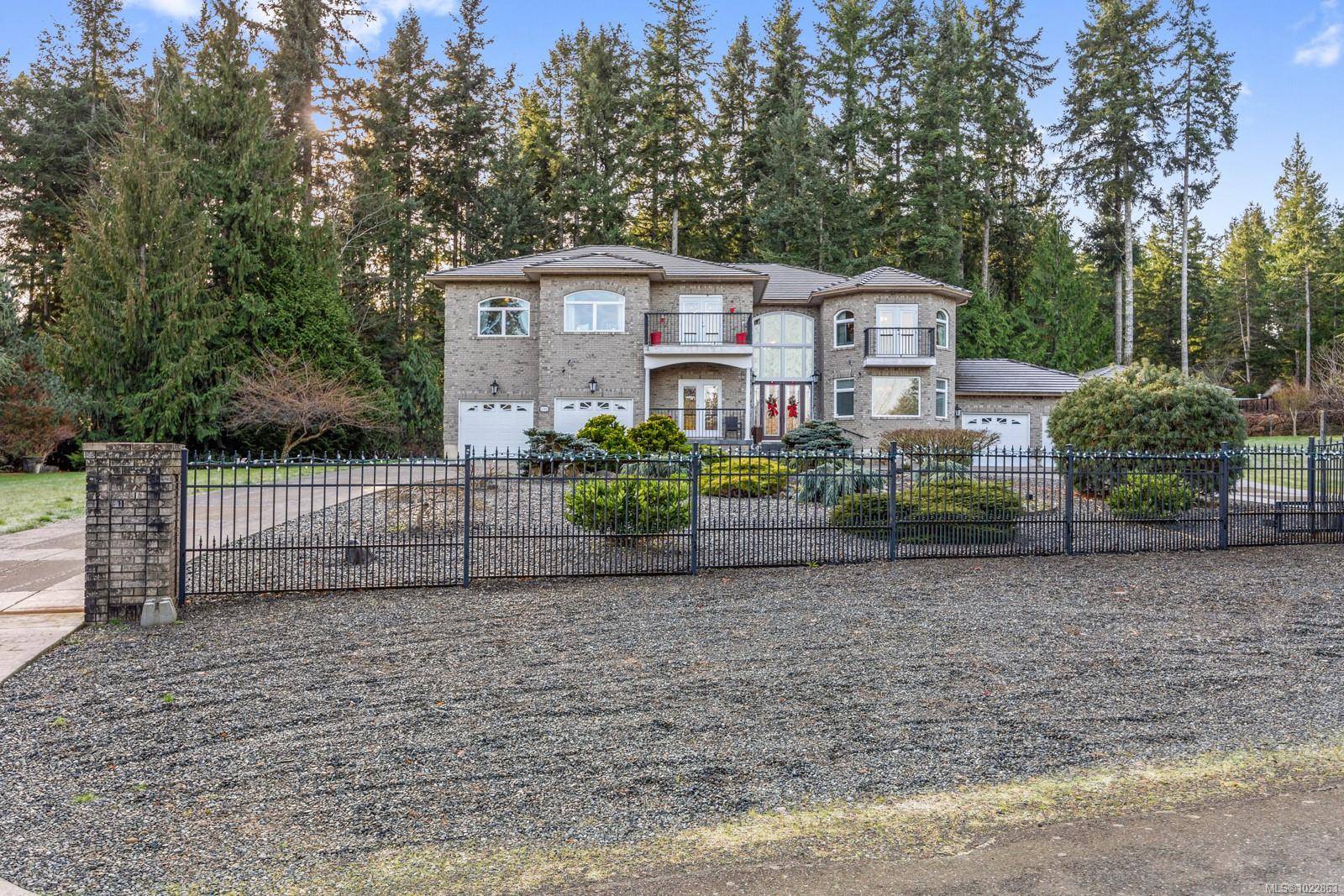 Comox, BC V9M 1A4,1781 Thurber Rd