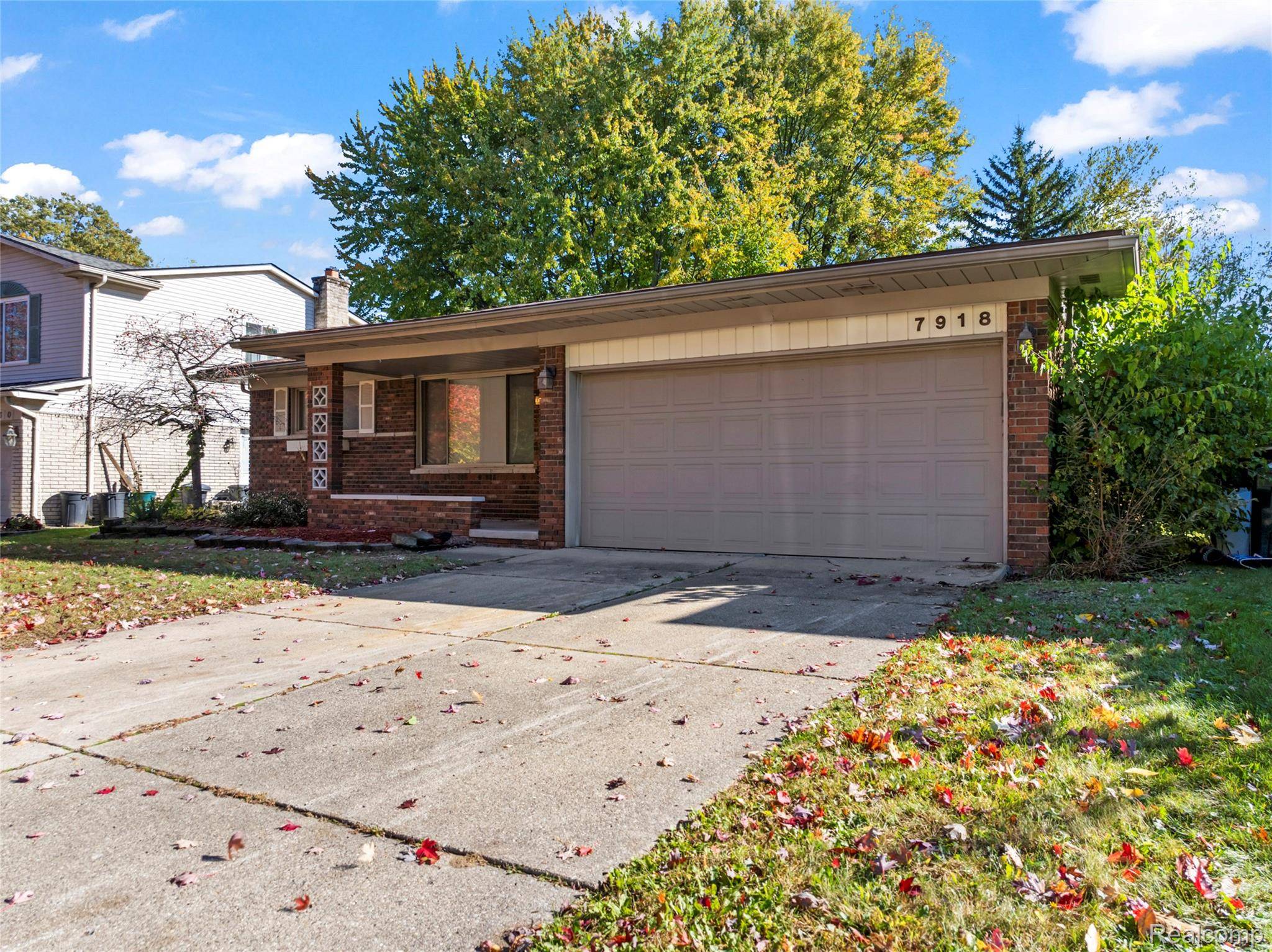 Canton, MI 48187,7918 Fleet ST