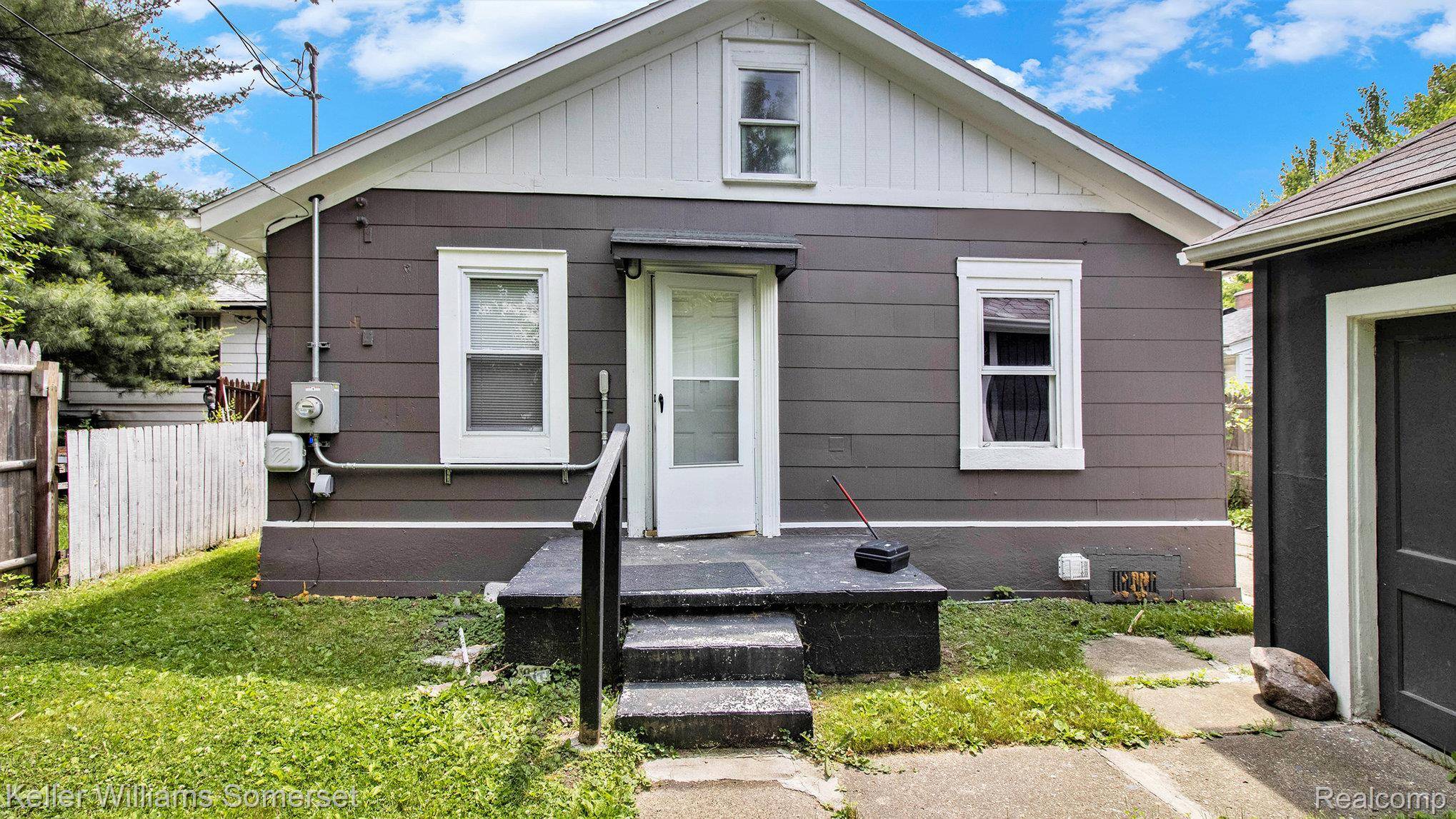 Warren, MI 48089,8661 Dodge AVE