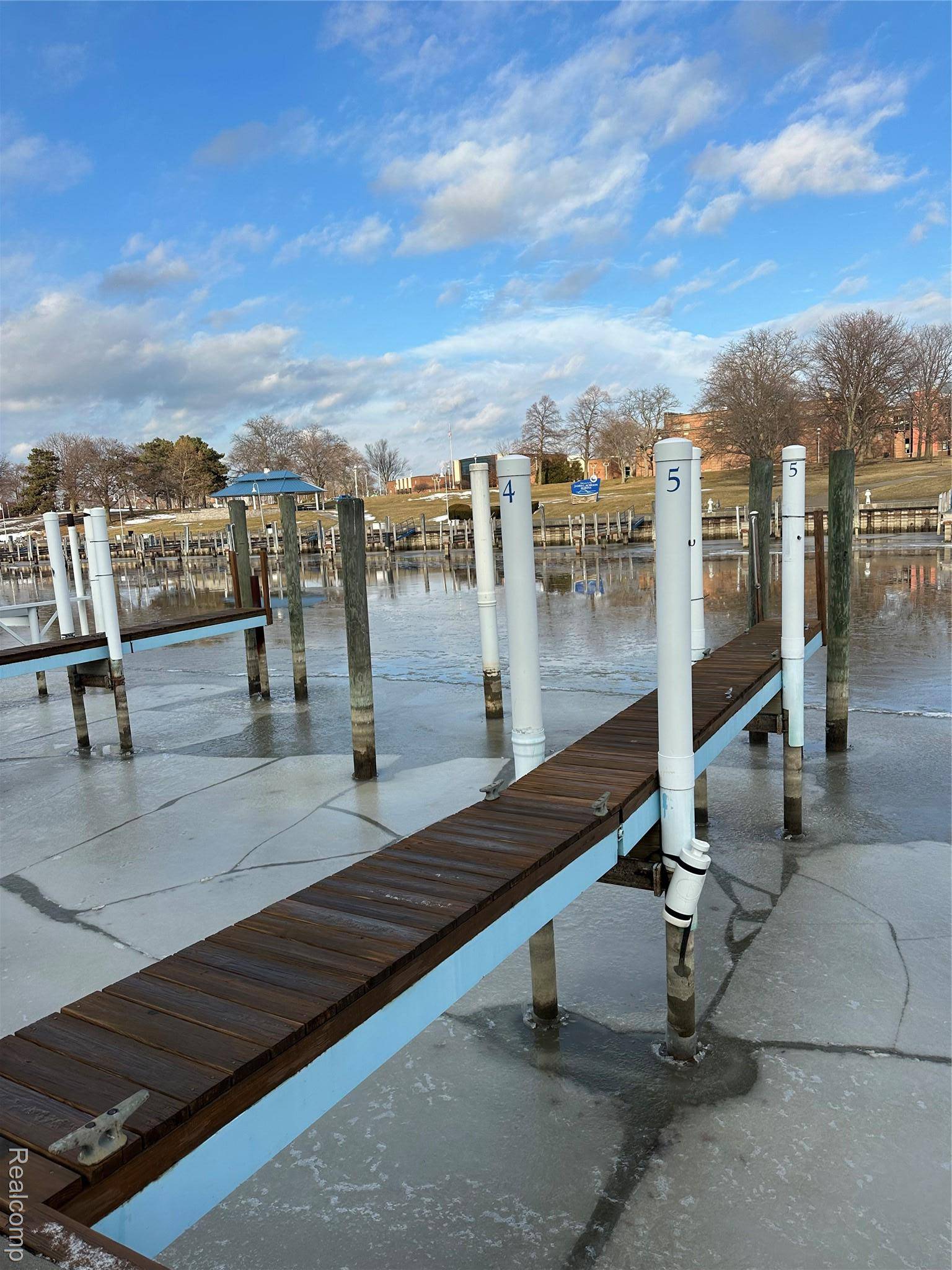 Port Huron, MI 48060,BOAT WELL #5 Boat #5