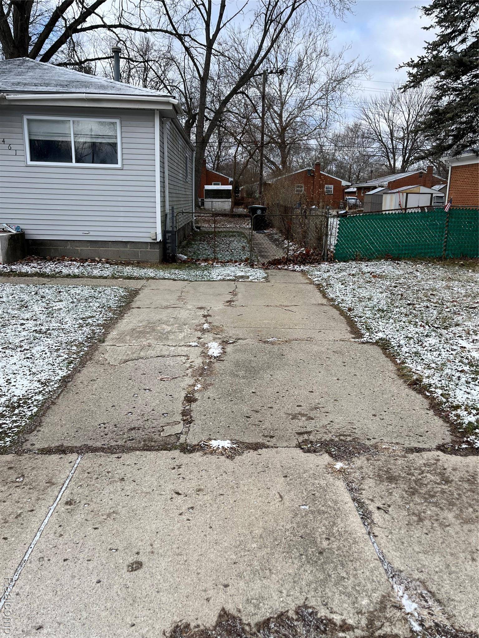 Livonia, MI 48152,19461 Inkster RD