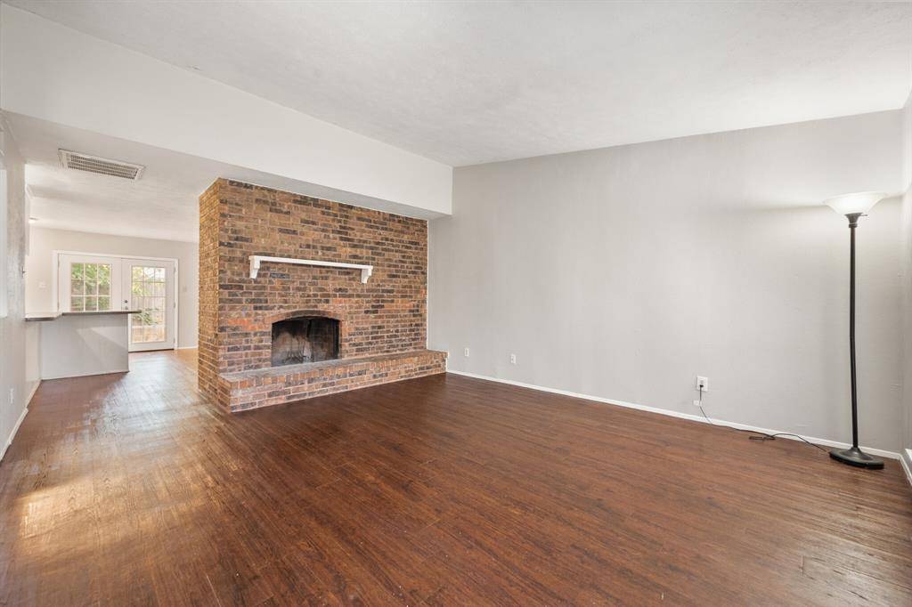 6606 Greenfield Drive, Arlington, TX 76016