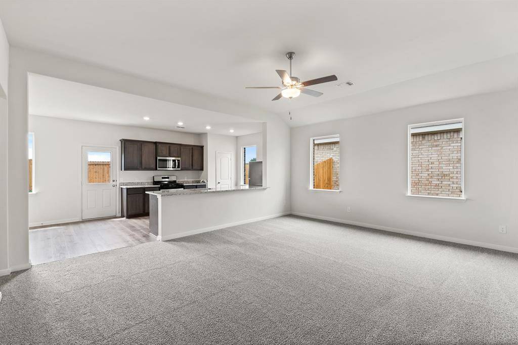 Cresson, TX 76035,13416 Stage Coach Lane