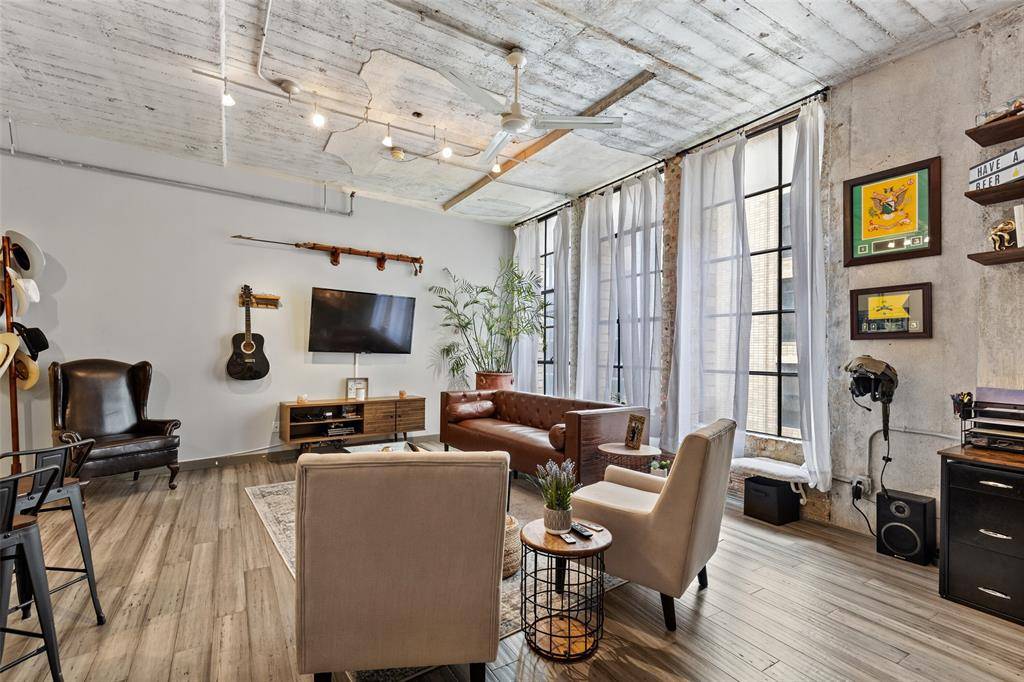 Dallas, TX 75202,1122 Jackson Street #615