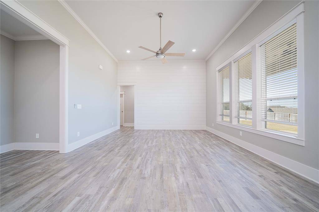 Lindale, TX 75771,16208 Tulare