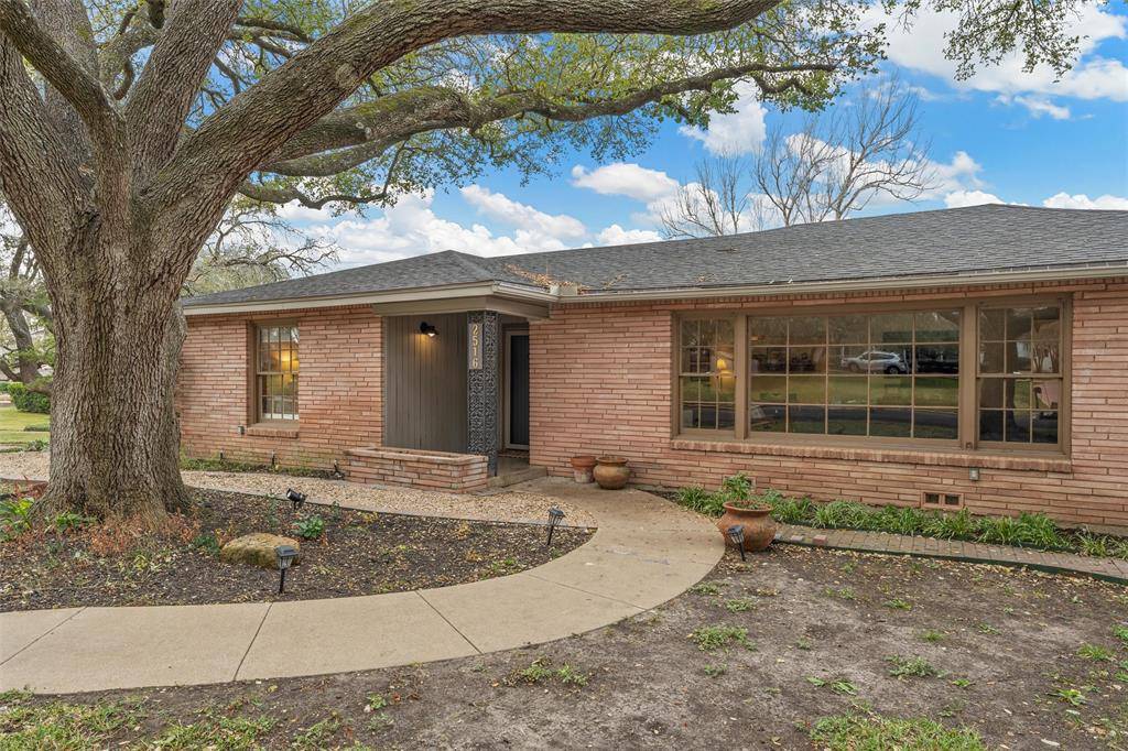 Waco, TX 76710,2516 Old Oaks Drive