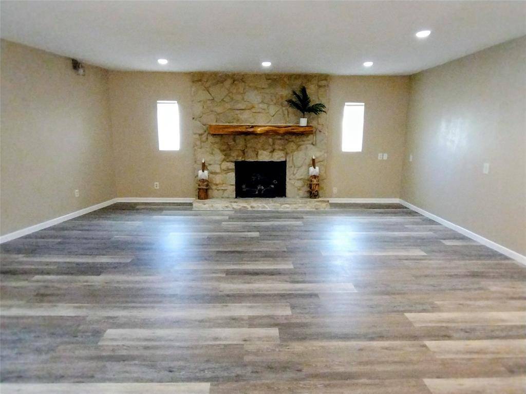 Malakoff, TX 75148,201 N Oak Acres Drive N