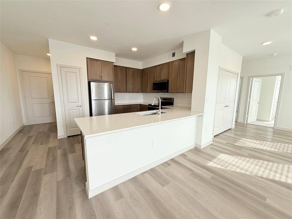 Frisco, TX 75033,3900 pga Parkway #2302