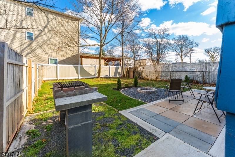 Elizabeth City, NJ 07202,632-634 Maple Ave