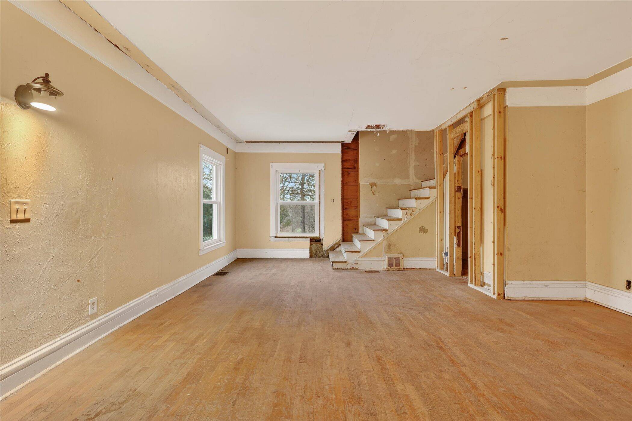 Grand Rapids, MI 49505,2328 Dean Lake AVE NE