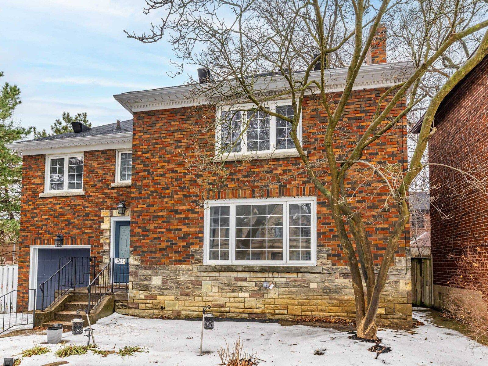 Toronto C04, ON M6C 2H5,263 Old Forest Hill RD