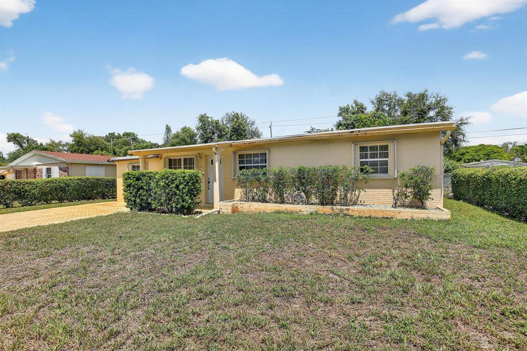 Hollywood, FL 33021,5701 Hope St