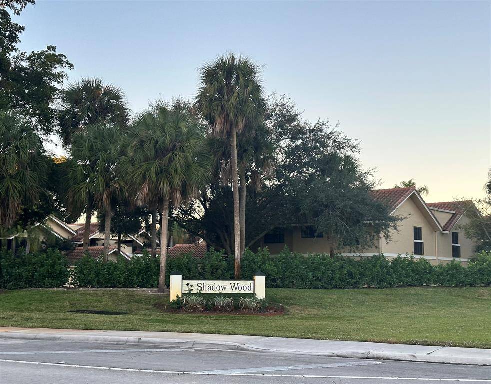 Coral Springs, FL 33071,8427 Shadow Ct #2