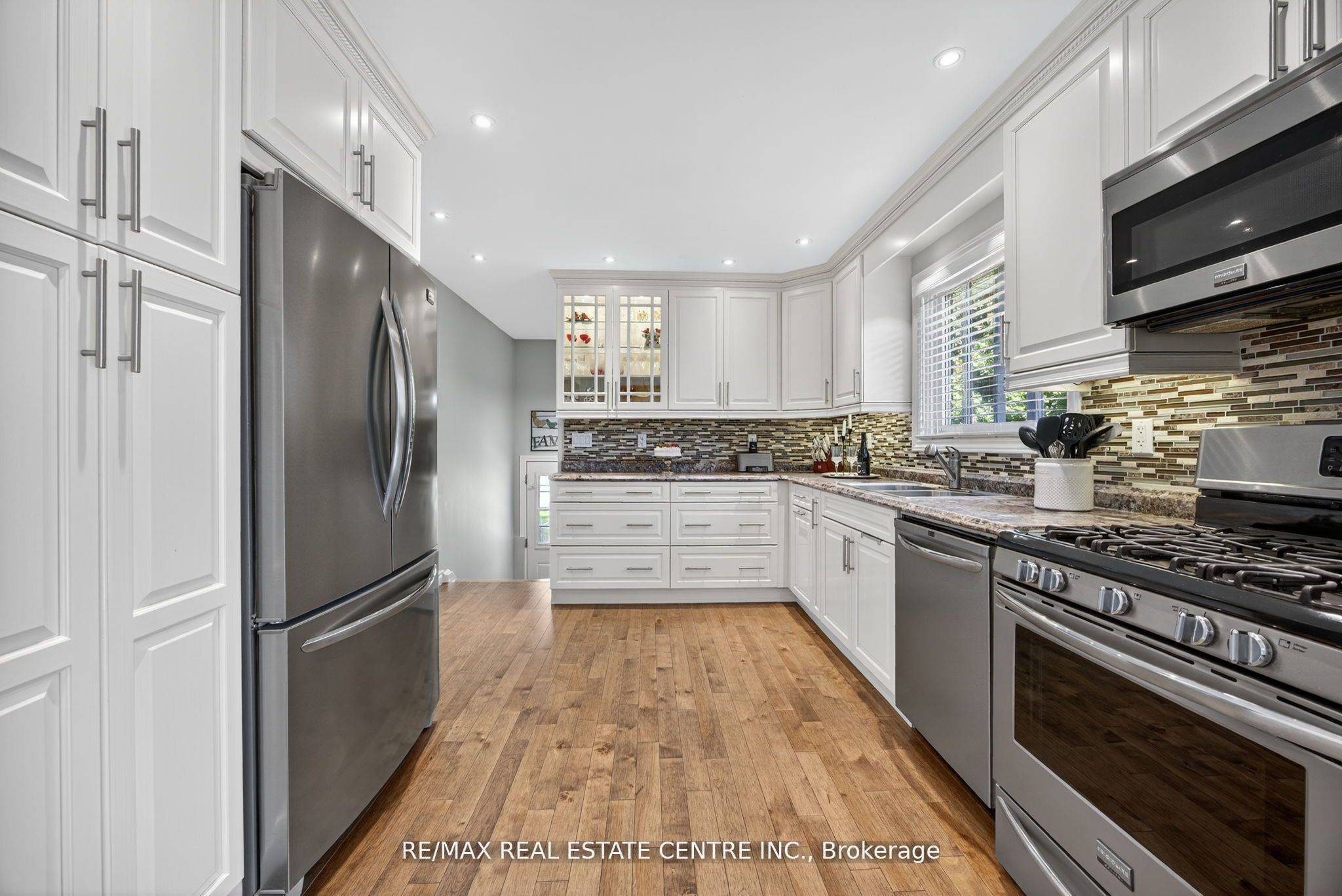 Innisfil, ON L9S 2K1,3047 Sandy Cove DR