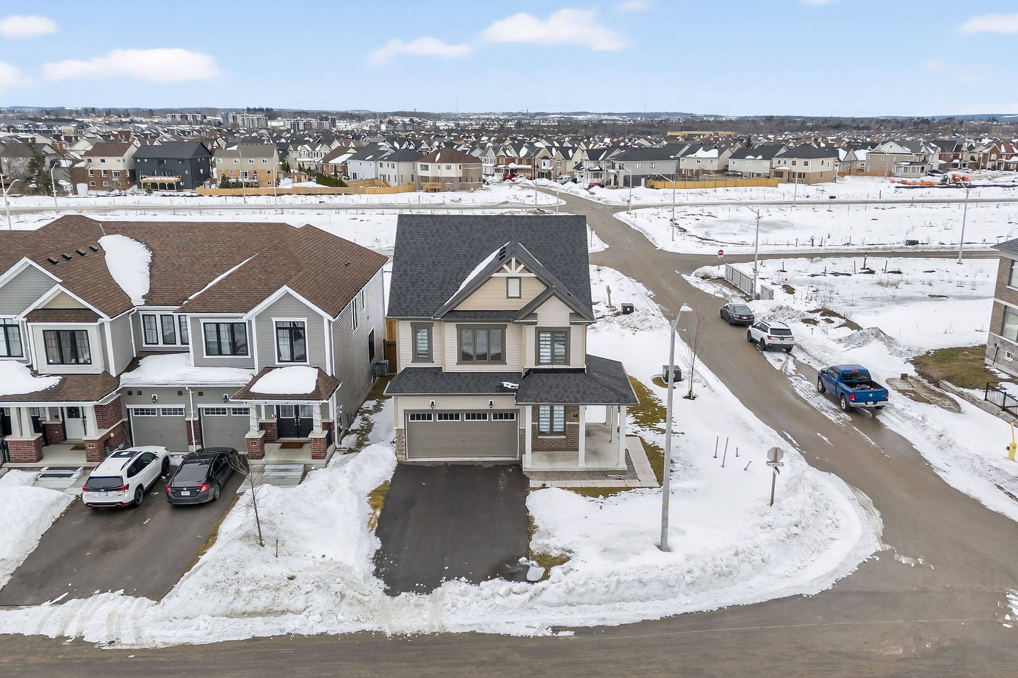 Barrie, ON L9J 0V9,25 Rochester DR