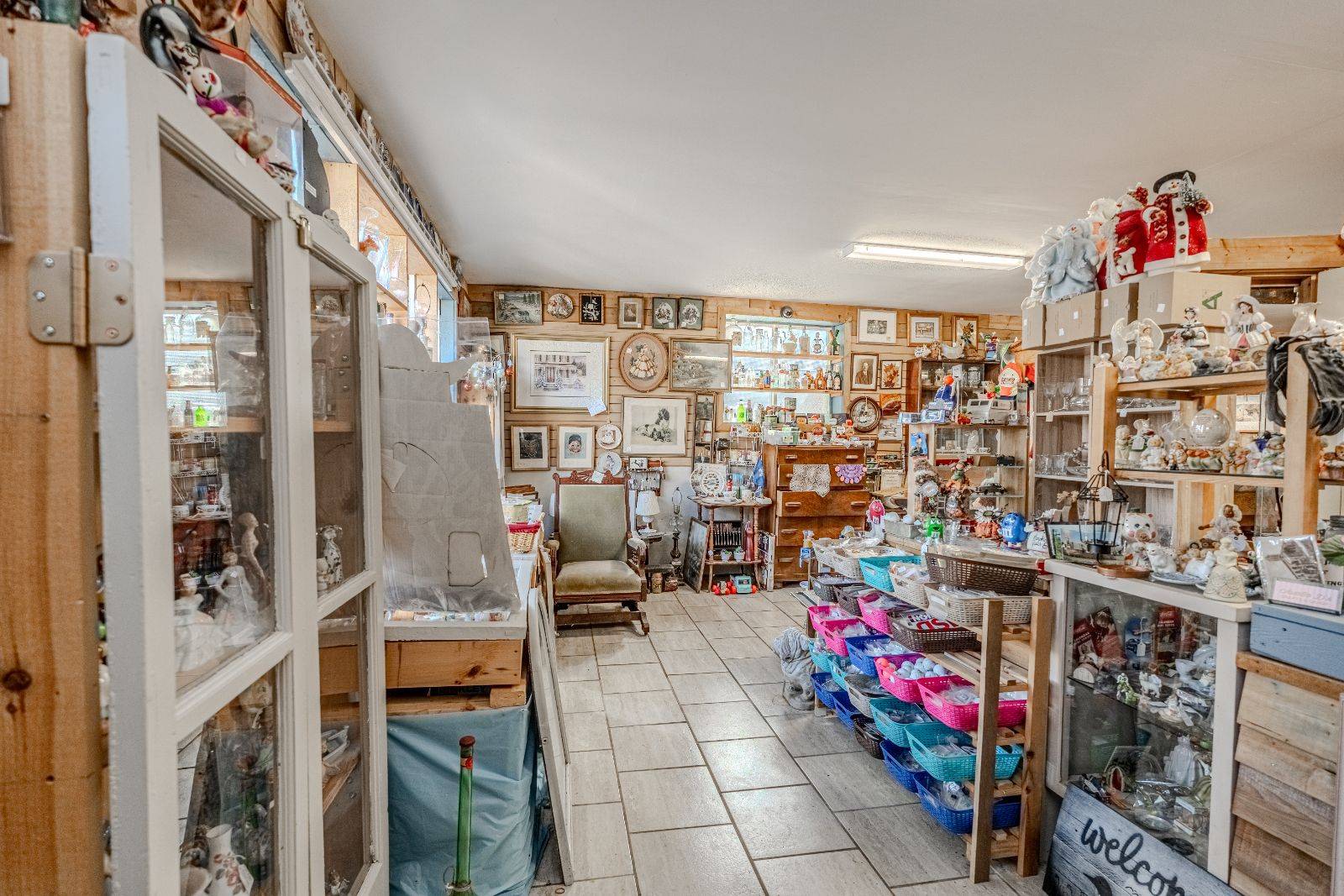 Springwater, ON L0L 1P0,27 Queen ST W