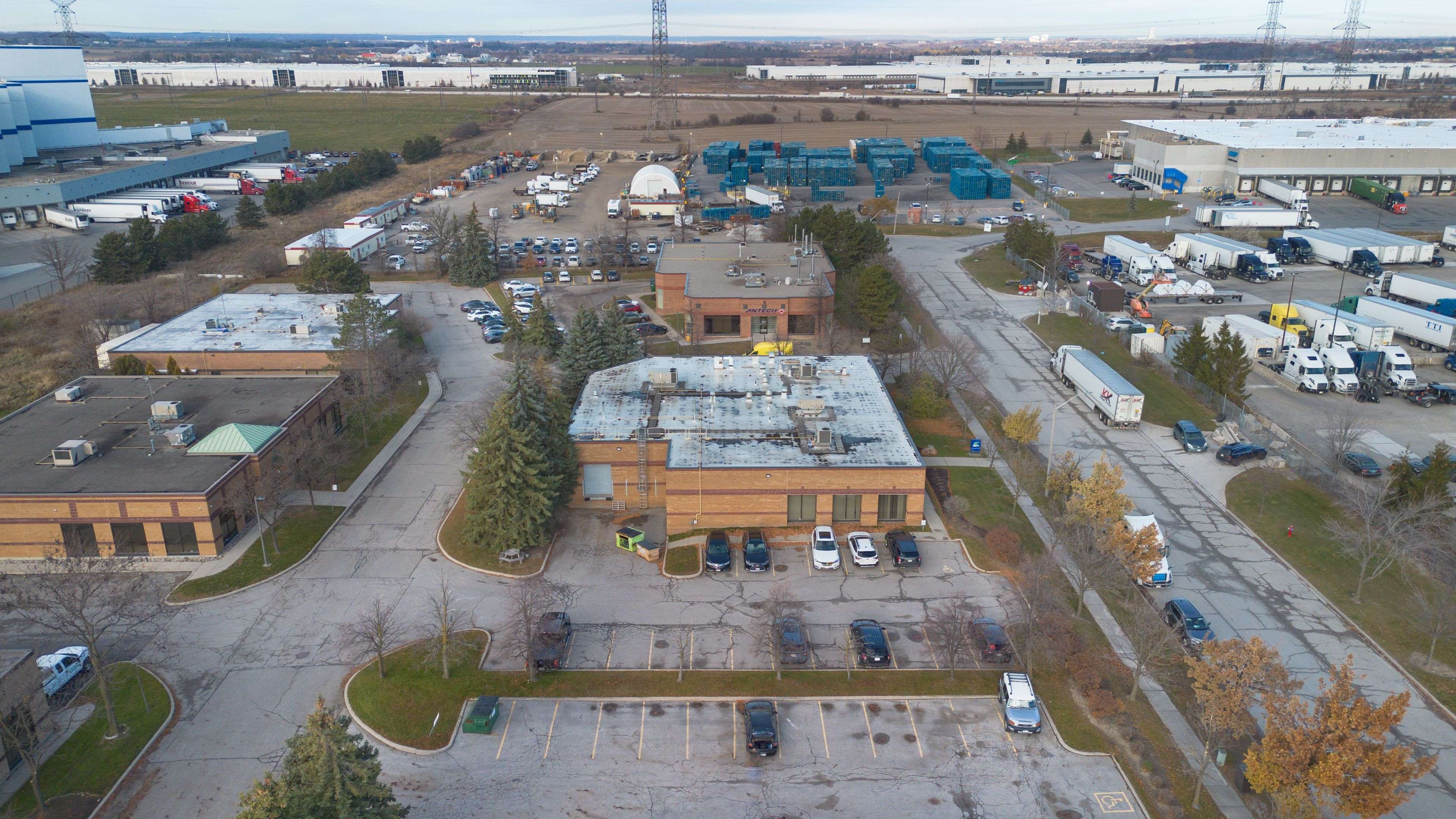 Mississauga, ON L5N 6P9,7585 Danbro CRES