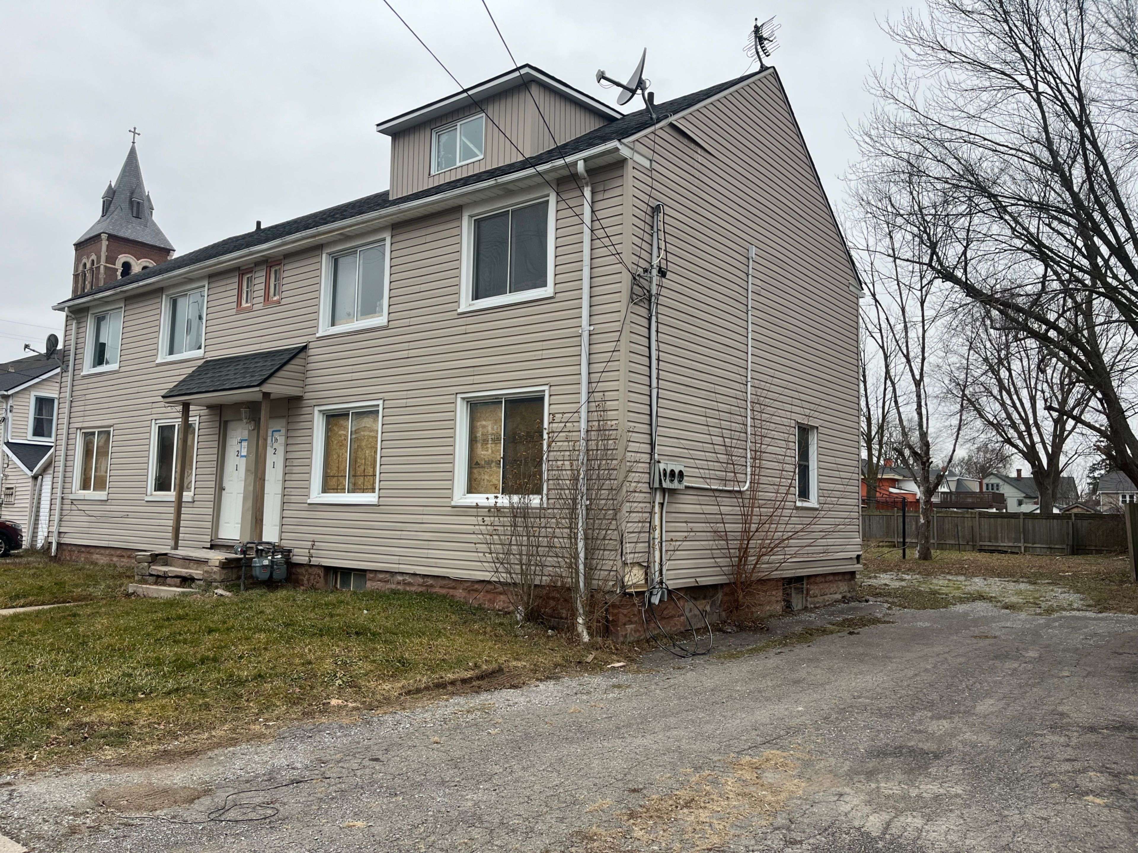 Welland, ON L3B 4J1,14 Asher ST