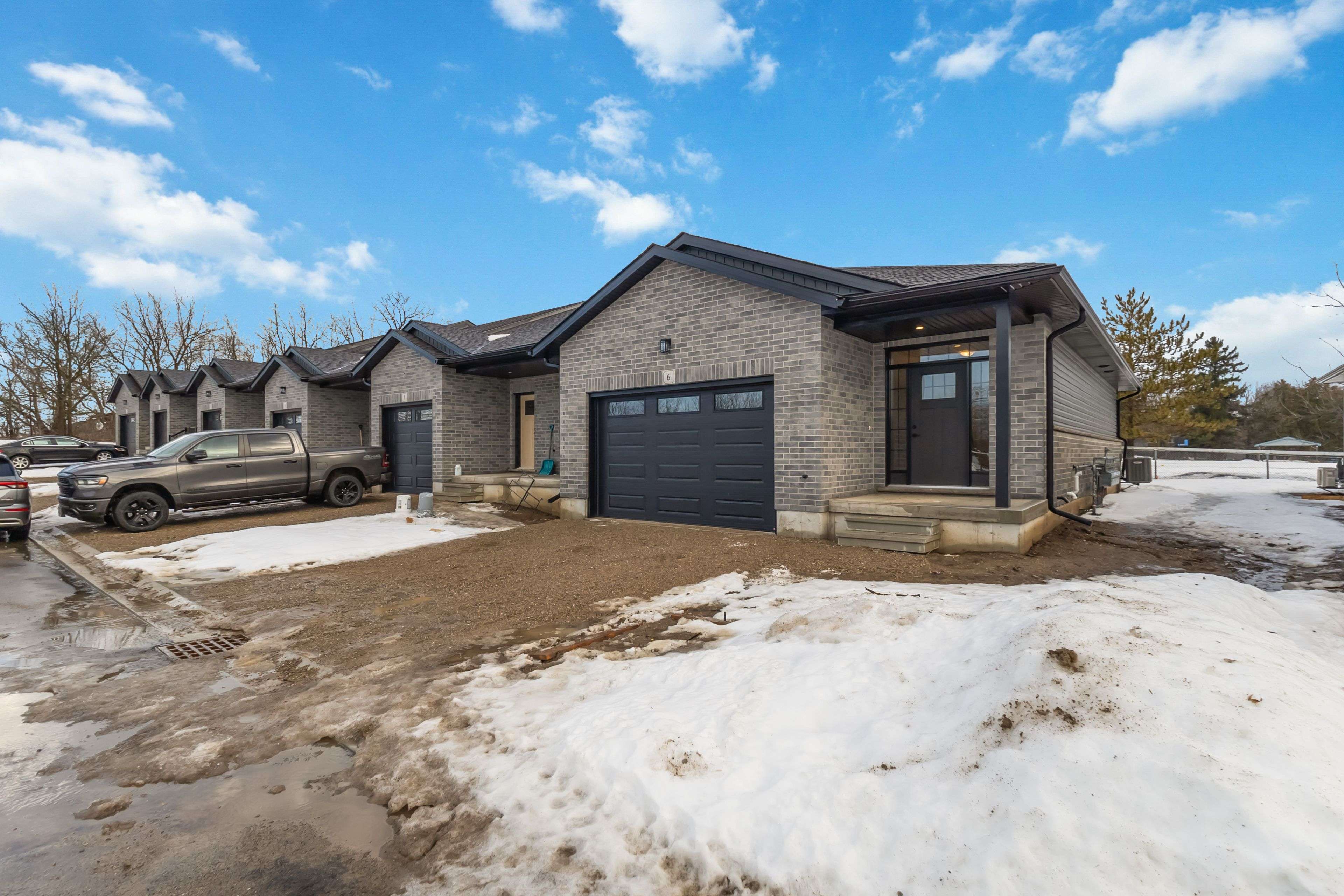 St. Marys, ON N4X 0C9,165 Egan AVE #6