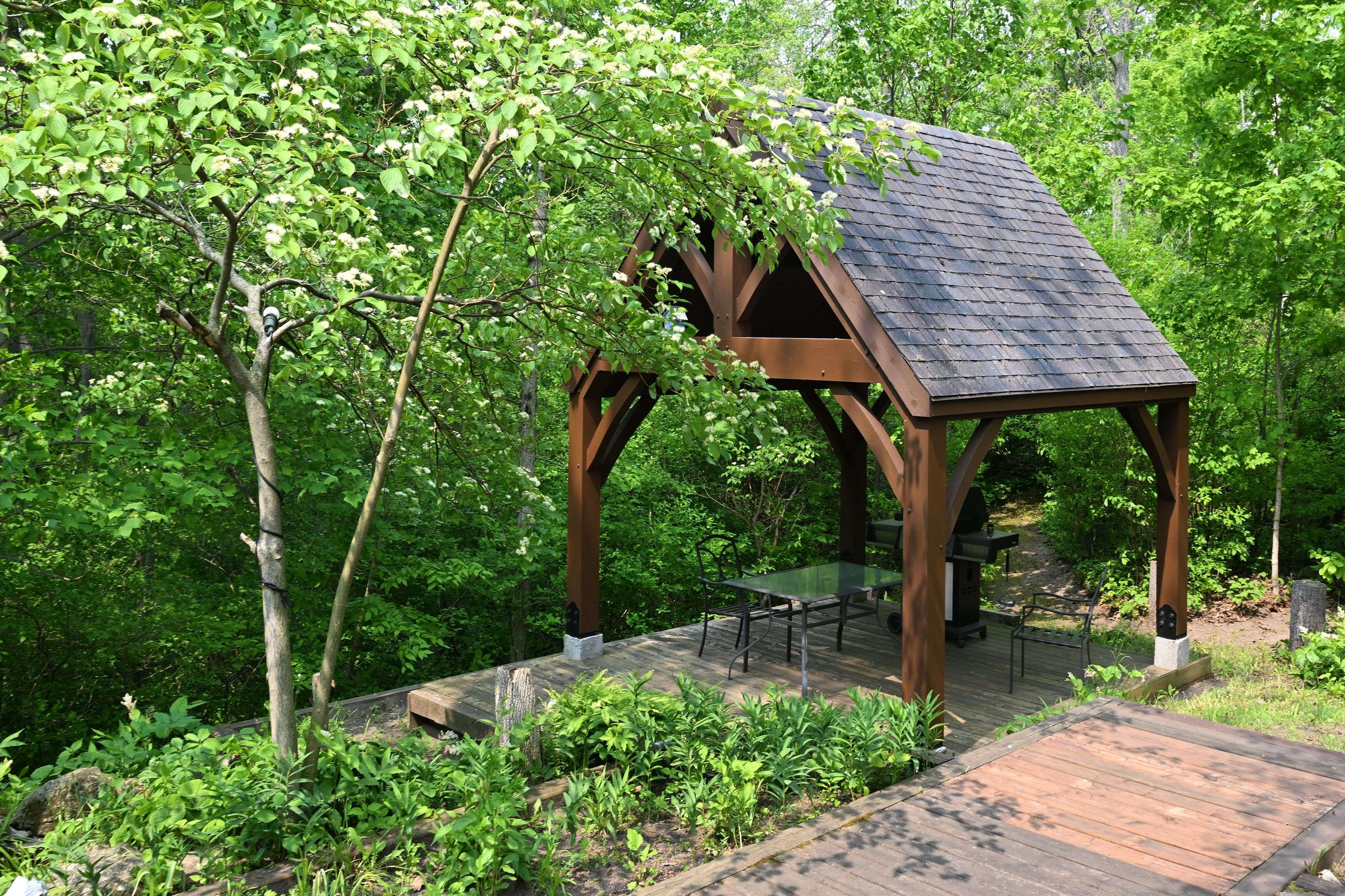 North Middlesex, ON N0M 2K0,253 Elginfield RD