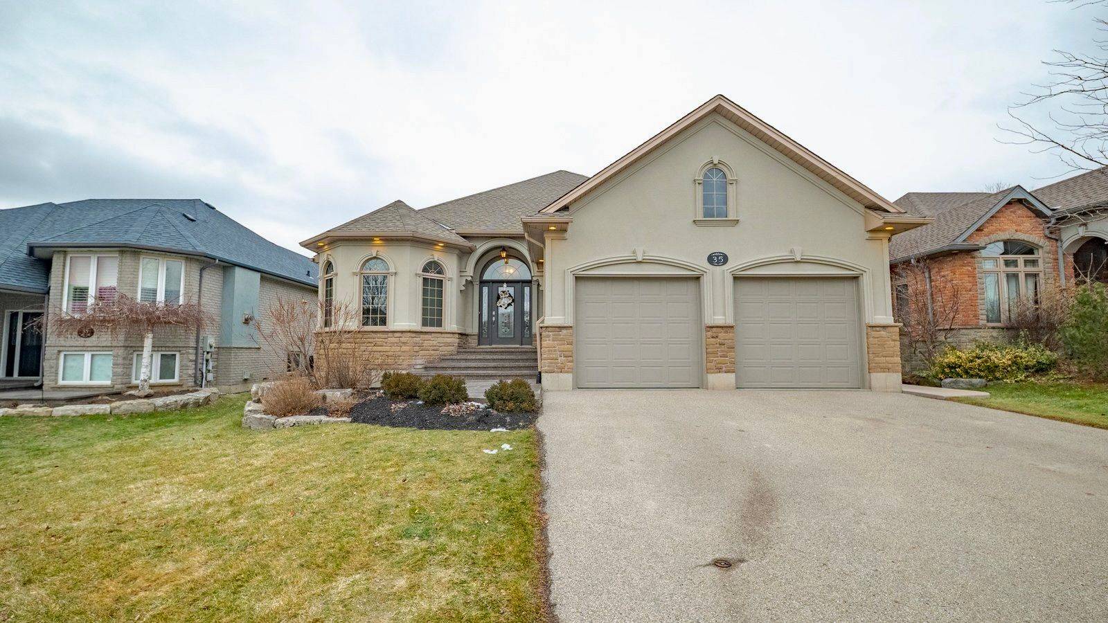 Brant, ON N3L 4E9,35 Long LN