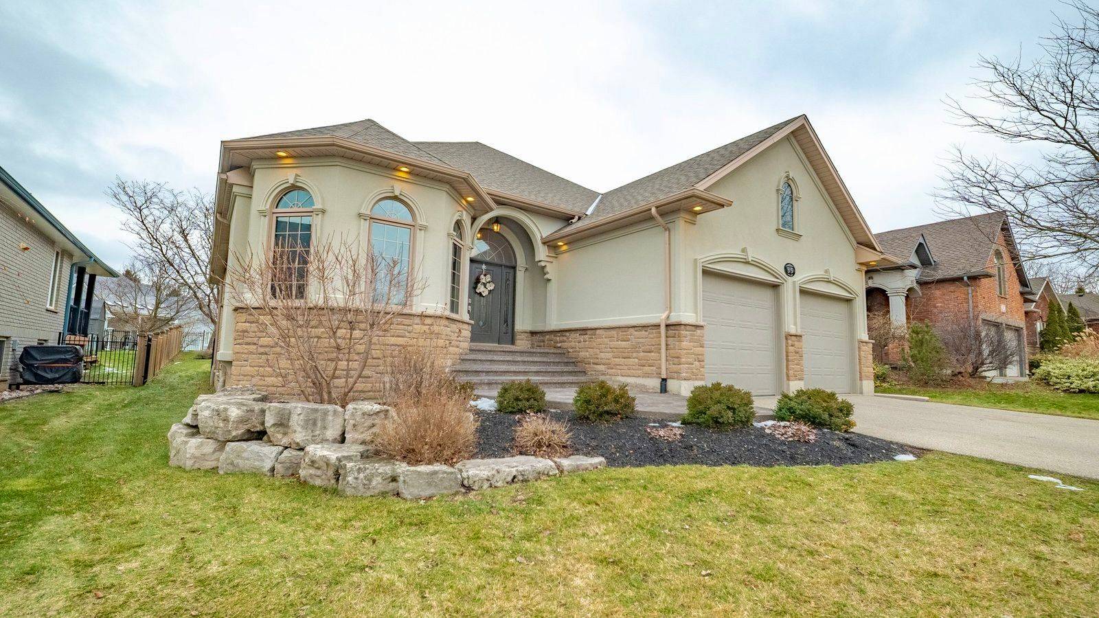 Brant, ON N3L 4E9,35 Long LN