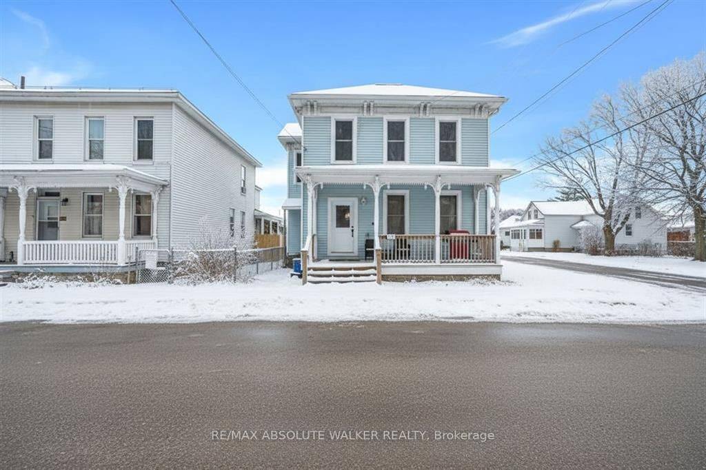 Prescott, ON K0E 1T0,321 Wood ST W