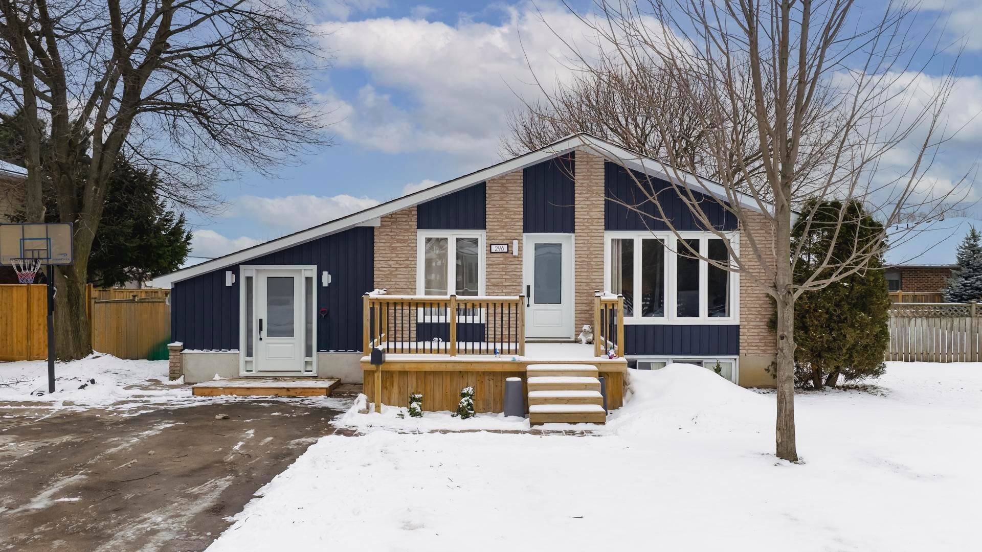 Goderich, ON N7A 4C1,296 Walnut ST S