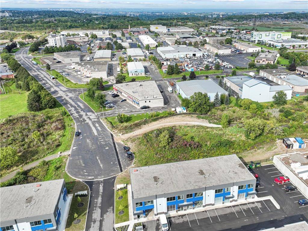 395 Anchor RD #22, Hamilton, ON L8W 0C7