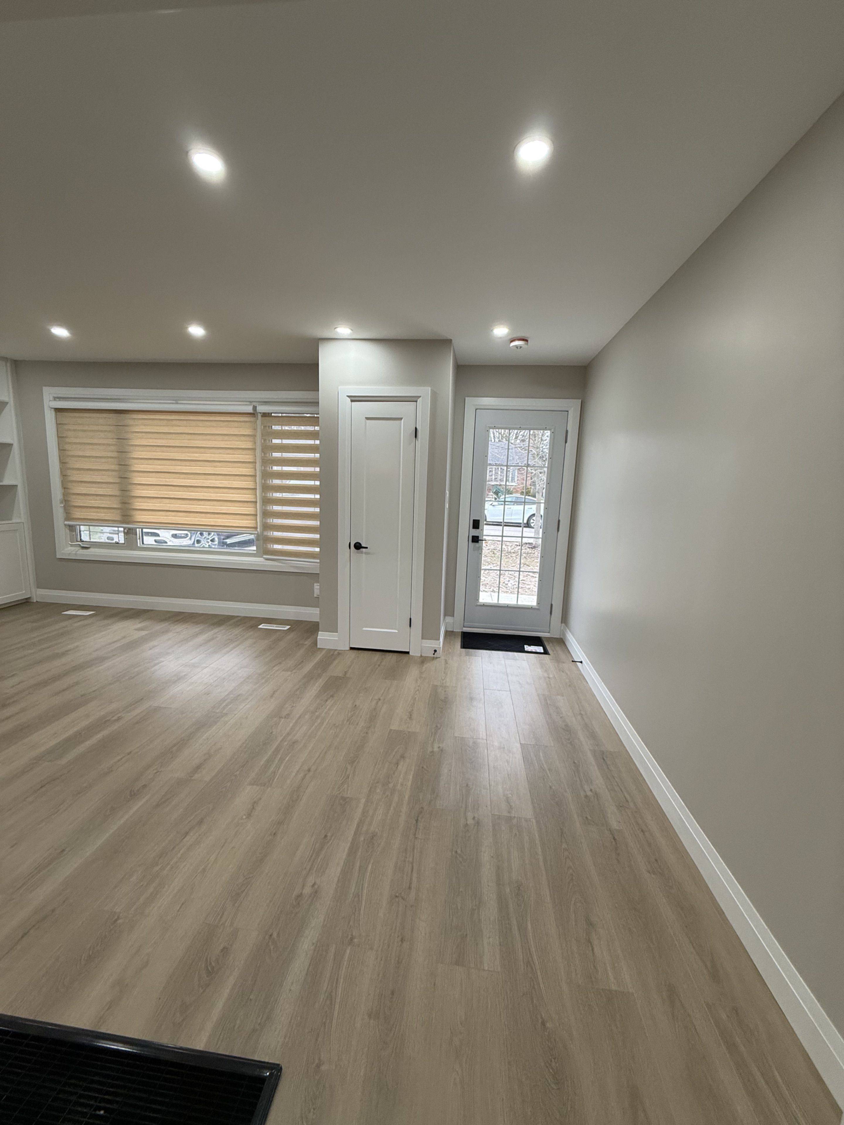 London South, ON N5Z 3G5,294 Burlington CRES #(UPPER)