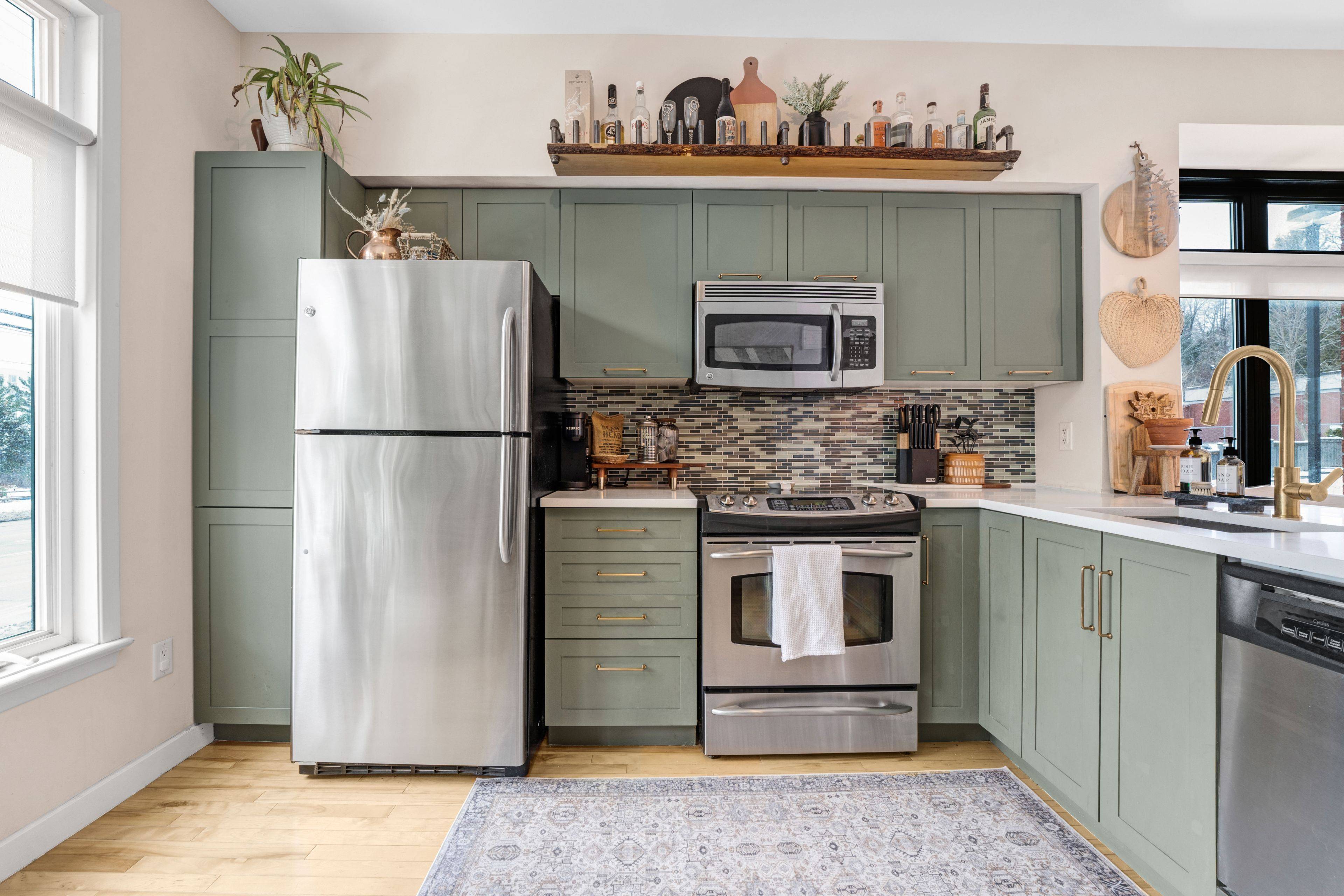 Manor Park - Cardinal Glen And Area, ON K1K 0S9,799 Montreal RD E #26