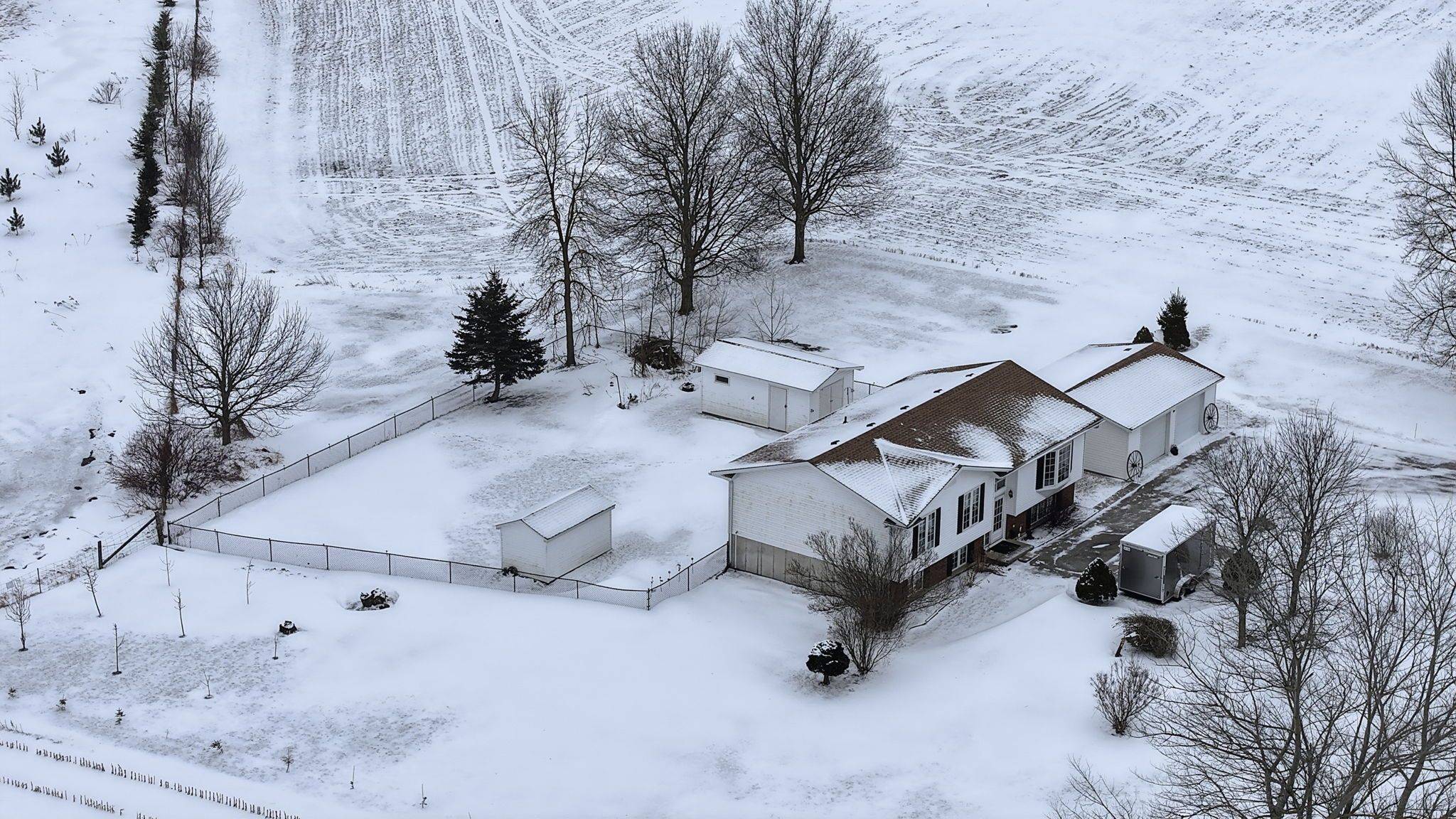 Minto, ON N0G 1M0,9825 West Heritage ST