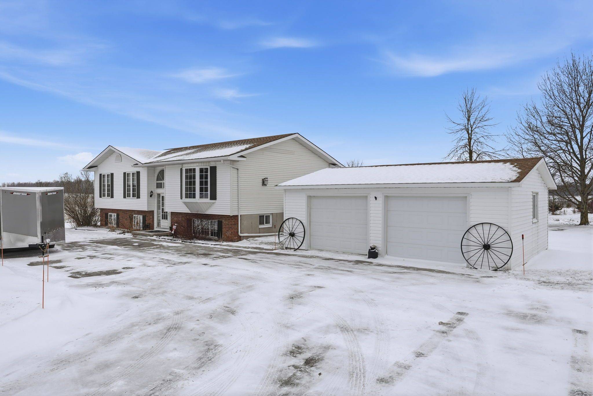 Minto, ON N0G 1M0,9825 West Heritage ST