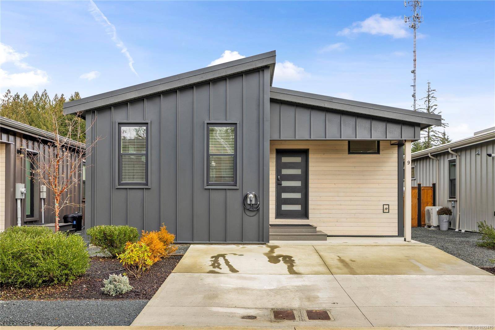 Cumberland, BC V0R 1S0,3025 Royston Rd #9