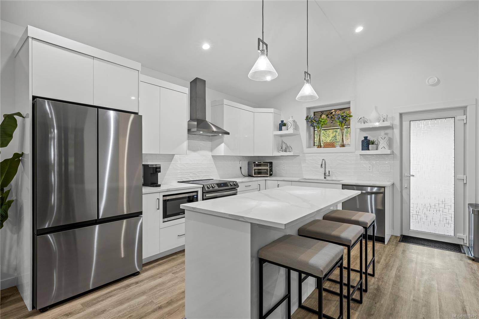 Cumberland, BC V0R 1S0,3025 Royston Rd #9