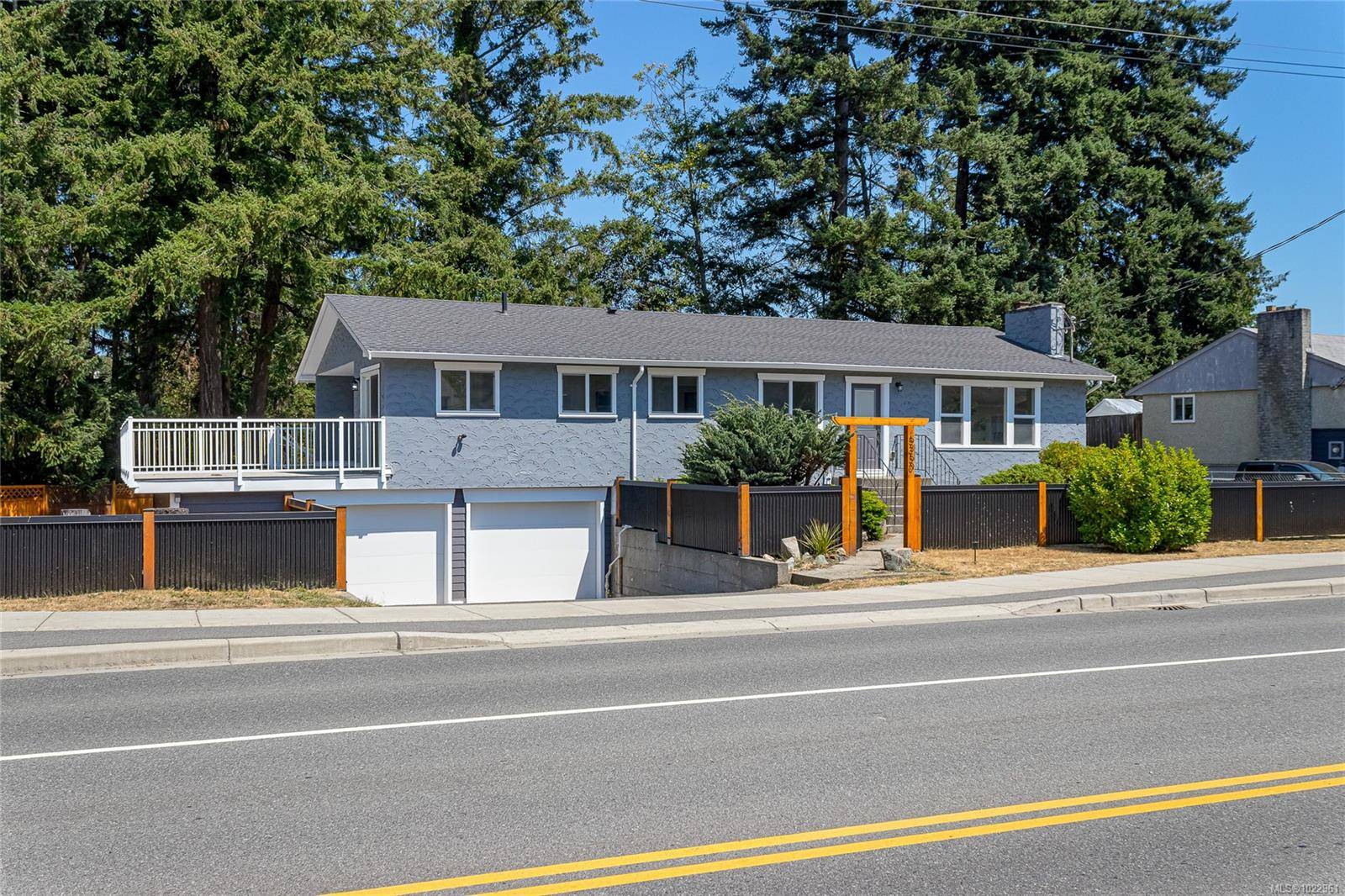 Nanaimo, BC V9T 2K8,5350 Metral Dr