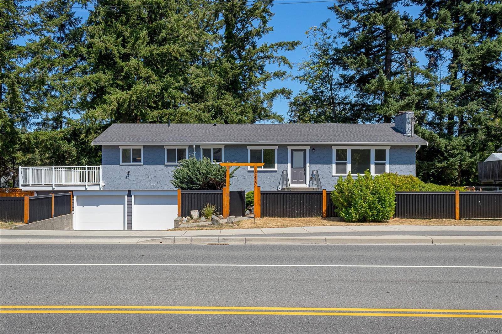 Nanaimo, BC V9T 2K8,5350 Metral Dr