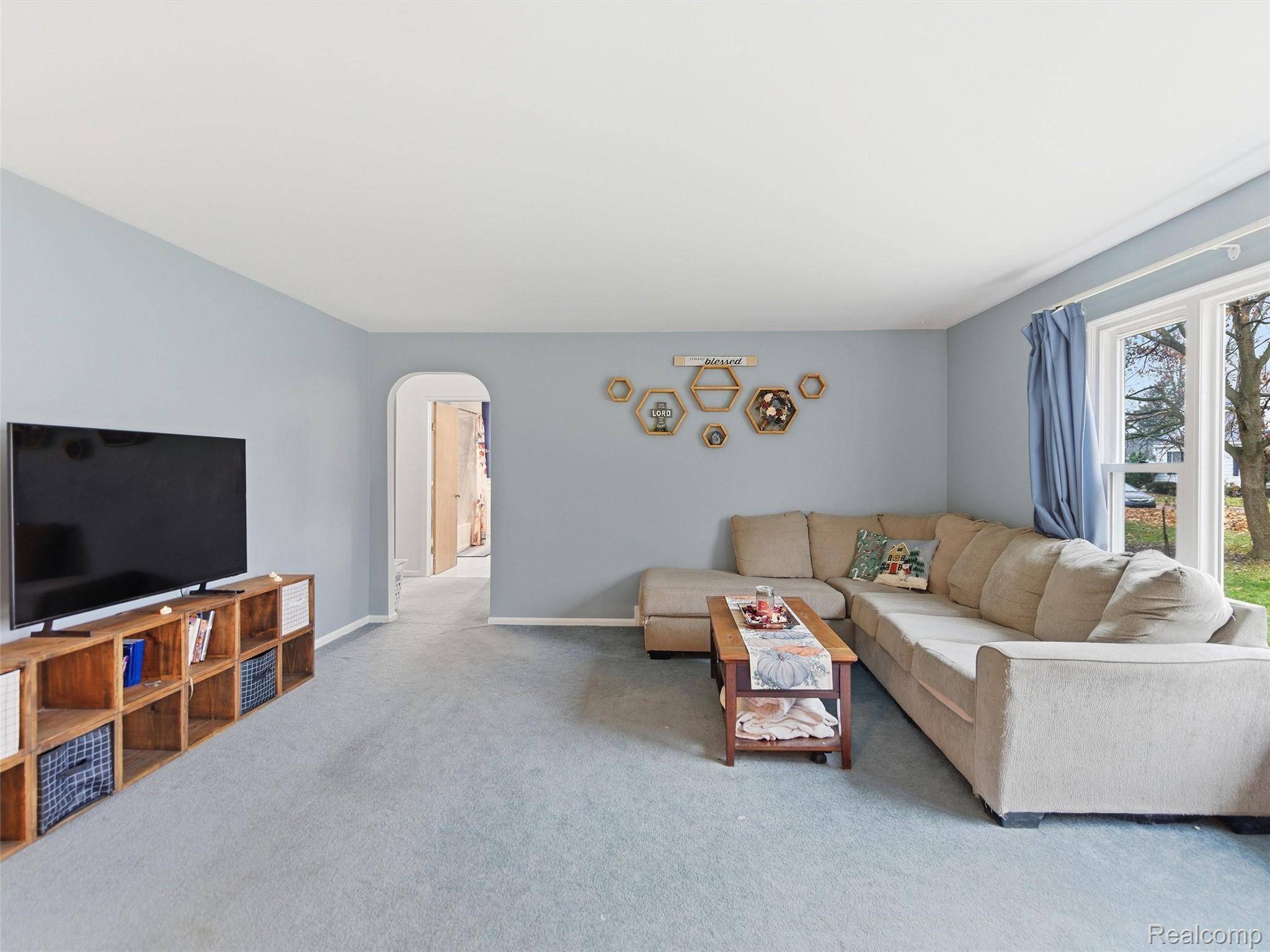 Almont, MI 48003,550 Johnson ST