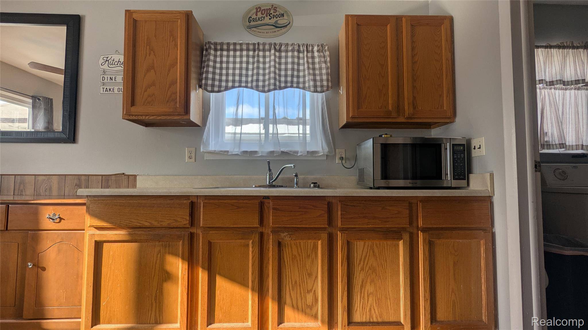 Warren, MI 48091,2167 Woodruff AVE