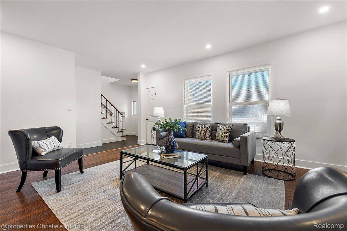 Detroit, MI 48221,17575 Stoepel ST