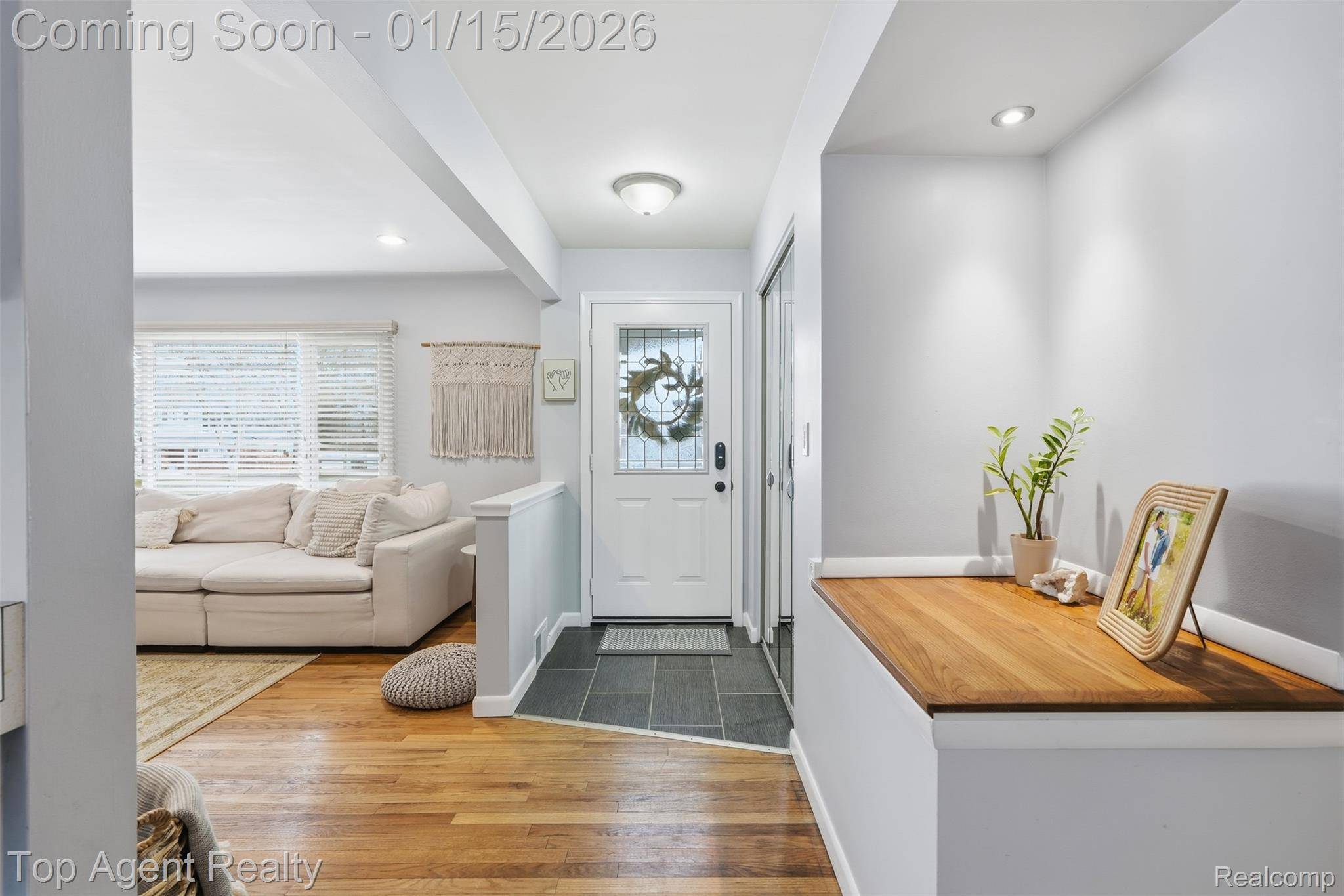 Shelby Twp, MI 48316,5267 Rostraver CT