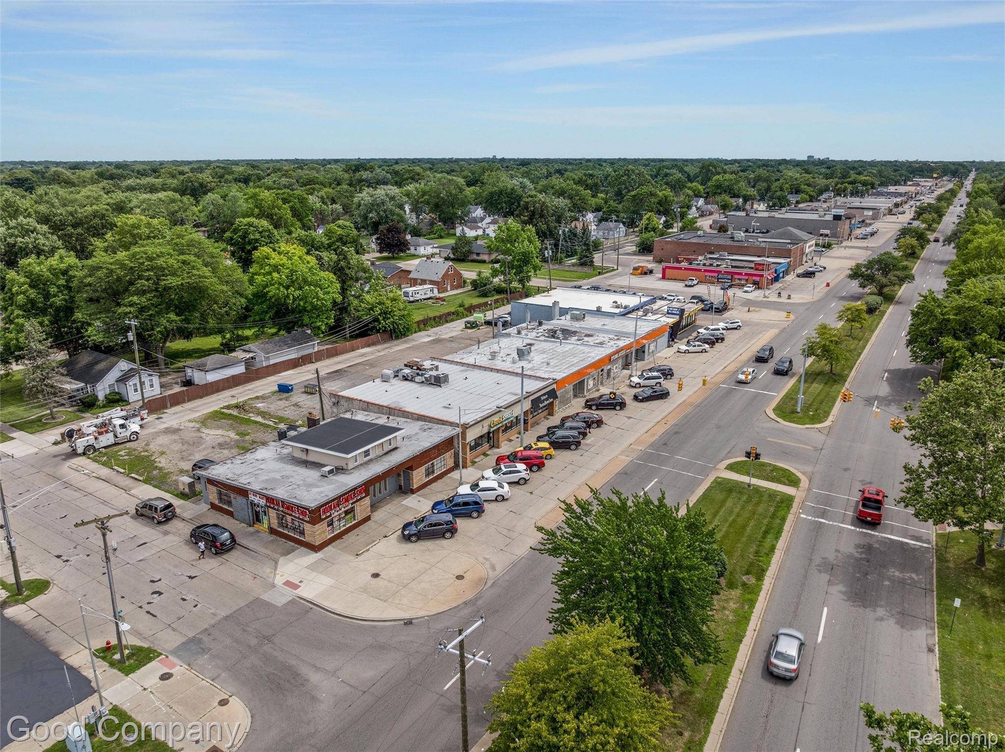 Harper Woods, MI 48225,19898 Kelly RD