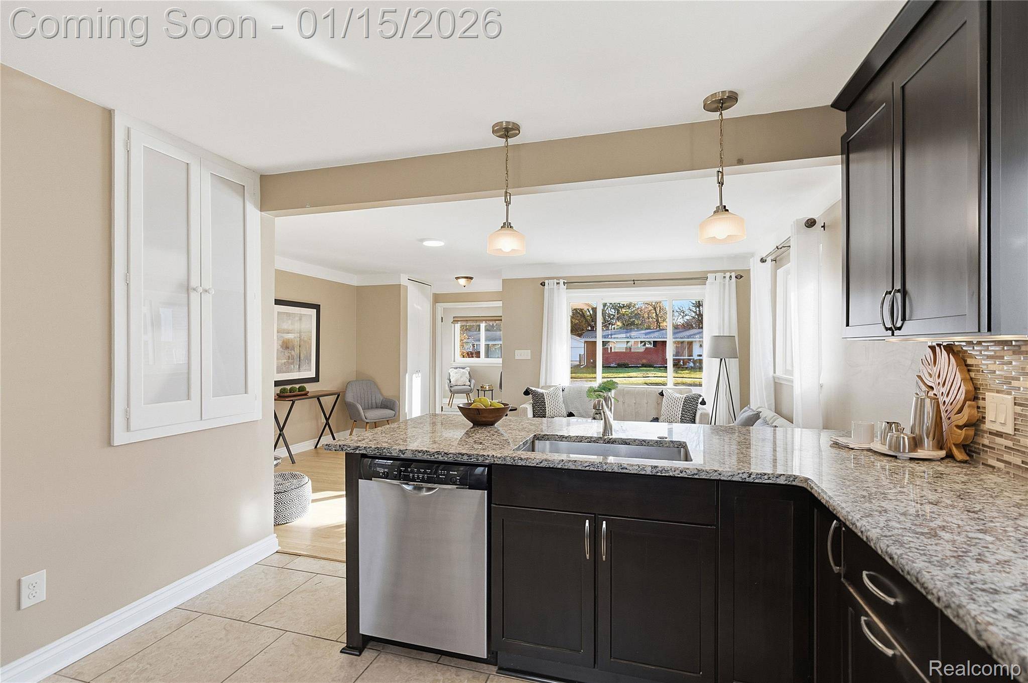 Royal Oak, MI 48073,226 W La Salle AVE