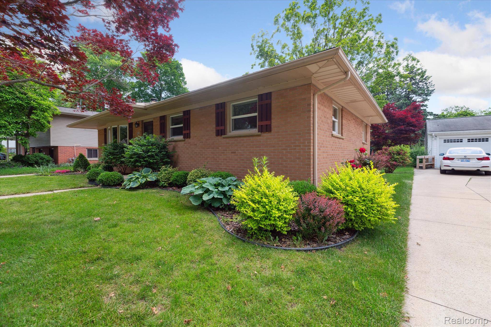 Ann Arbor, MI 48103,2613 Bernice ST